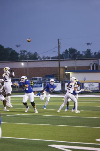 JMB11740-DeNoiseAI-raw-topaz-faceai-sharpen