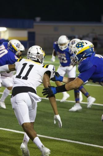 JMB11780-DeNoiseAI-raw-topaz-sharpen