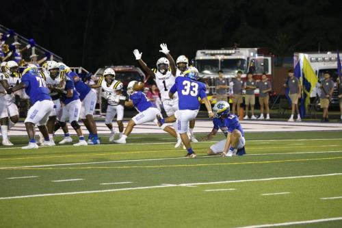 JMB11833-DeNoiseAI-raw-topaz-faceai-sharpen