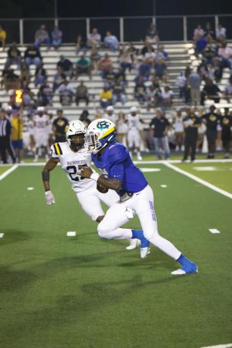 JMB11900-DeNoiseAI-raw-topaz-faceai-sharpen