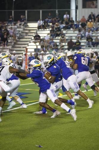 JMB11913-DeNoiseAI-raw-topaz-faceai-sharpen