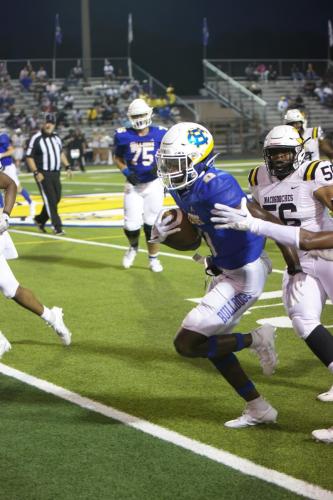 JMB11927-DeNoiseAI-raw-topaz-faceai-sharpen