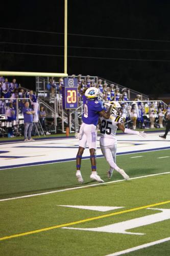 JMB11966-DeNoiseAI-raw-topaz-faceai-sharpen