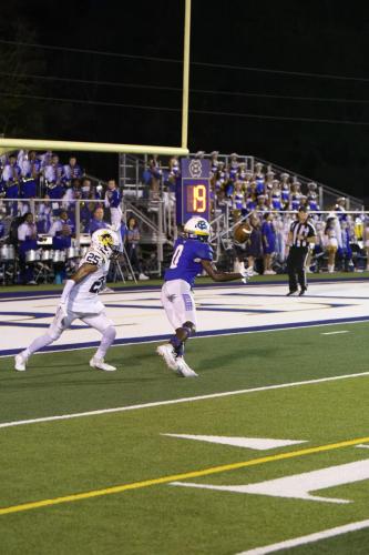 JMB11977-DeNoiseAI-raw-topaz-faceai-sharpen