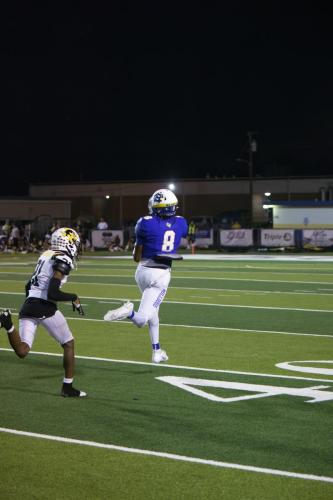 JMB12042-DeNoiseAI-raw-topaz-sharpen