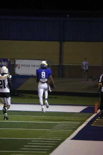 JMB12064-DeNoiseAI-raw-topaz-sharpen