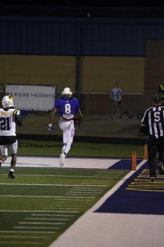 JMB12065-DeNoiseAI-raw-topaz-sharpen