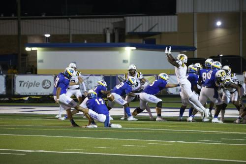 JMB12074-DeNoiseAI-raw-topaz-faceai-sharpen