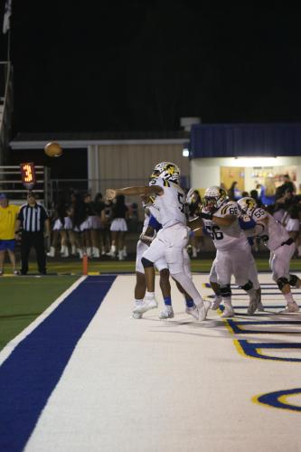 JMB12097-DeNoiseAI-raw-topaz-faceai-sharpen