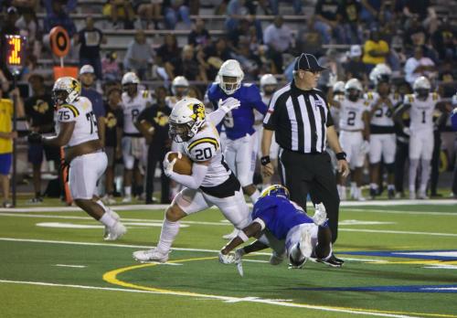 JMB12112-DeNoiseAI-raw-topaz-faceai-sharpen