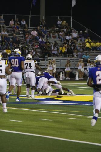 JMB12117-DeNoiseAI-raw-topaz-faceai-sharpen