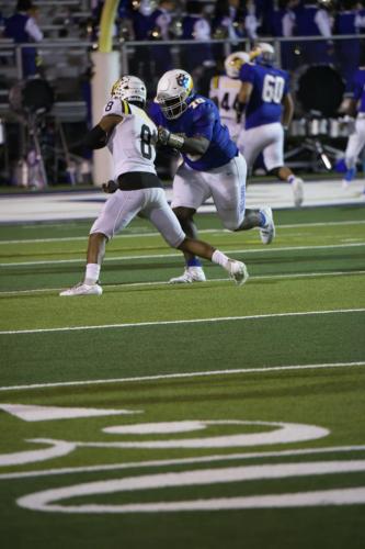 JMB12163-DeNoiseAI-raw-topaz-faceai-sharpen