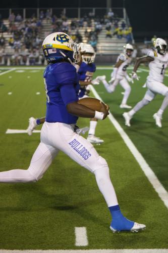 JMB12212-DeNoiseAI-raw-topaz-sharpen