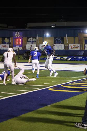 JMB12226-DeNoiseAI-raw-topaz-faceai-sharpen