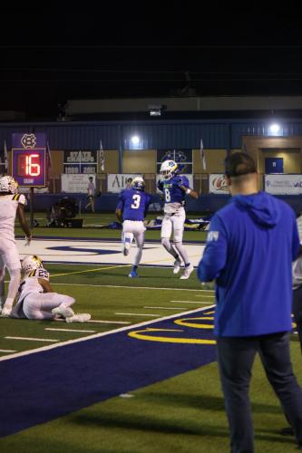 JMB12229-DeNoiseAI-raw-topaz-faceai-sharpen