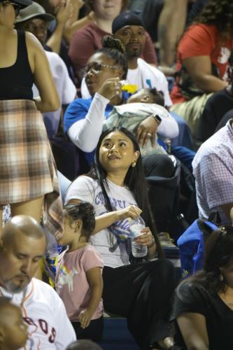 JMB12385-DeNoiseAI-raw-topaz-faceai-sharpen