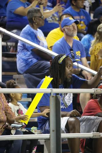 JMB12388-DeNoiseAI-raw-topaz-faceai-sharpen