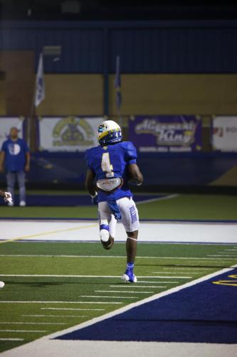 JMB12464-DeNoiseAI-raw-topaz-sharpen