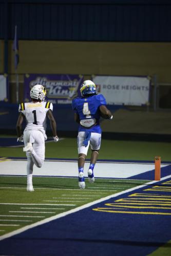 JMB12467-DeNoiseAI-raw-topaz-sharpen