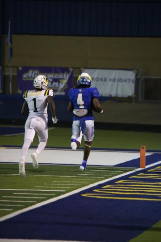 JMB12468-DeNoiseAI-raw-topaz-sharpen