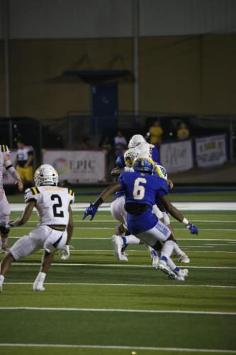 JMB12521-DeNoiseAI-raw-topaz-sharpen