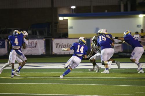 JMB12611-DeNoiseAI-raw-topaz-sharpen