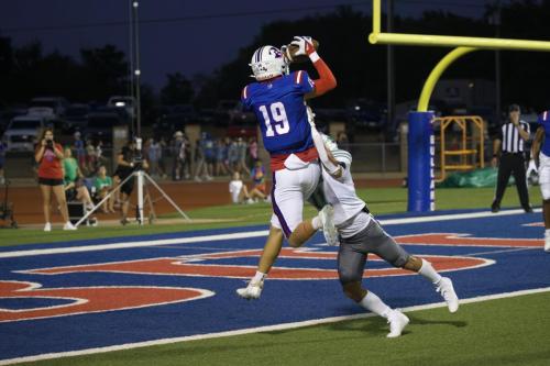 JMB12736-topaz-faceai-denoiseraw