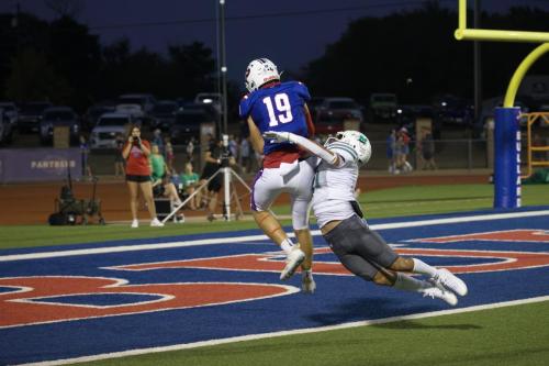 JMB12738-topaz-faceai-denoiseraw