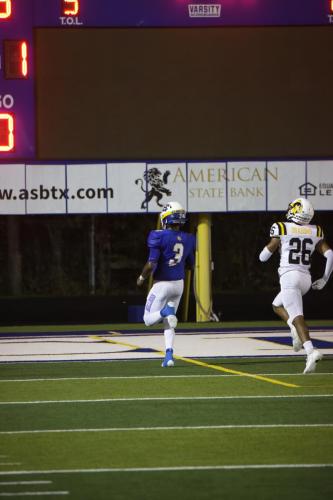 JMB12752-DeNoiseAI-raw-topaz-sharpen