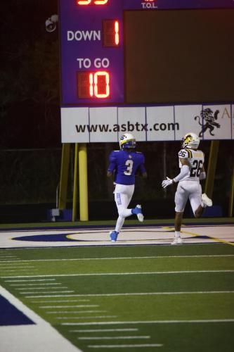 JMB12754-DeNoiseAI-raw-topaz-sharpen