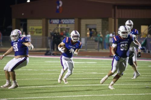 JMB13068-topaz-faceai-denoiseraw