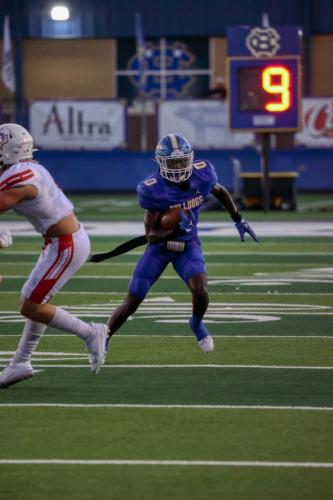 JMB15825-DeNoiseAI-raw 5