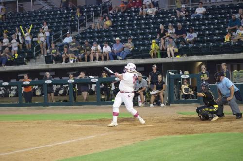 JMB19999a-131-DeNoiseAI-severe-noise-topaz-faceai-denoiseraw