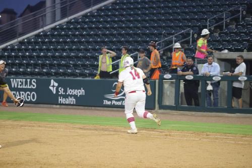 JMB19999a-136-DeNoiseAI-severe-noise-topaz-faceai-denoiseraw