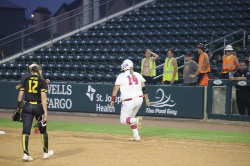 JMB19999a-138-DeNoiseAI-severe-noise-topaz-faceai-denoiseraw