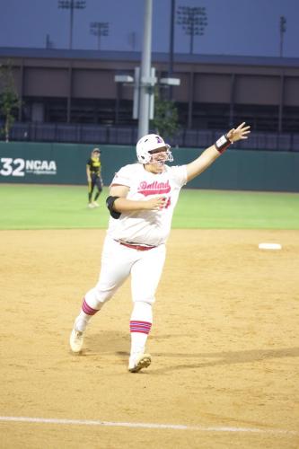 JMB19999a-160-DeNoiseAI-severe-noise-topaz-faceai-denoiseraw