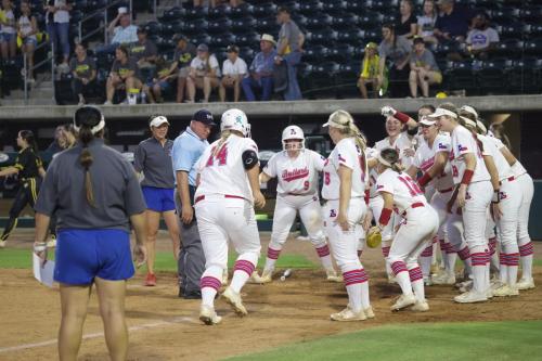 JMB19999a-175-DeNoiseAI-severe-noise-topaz-faceai-denoiseraw