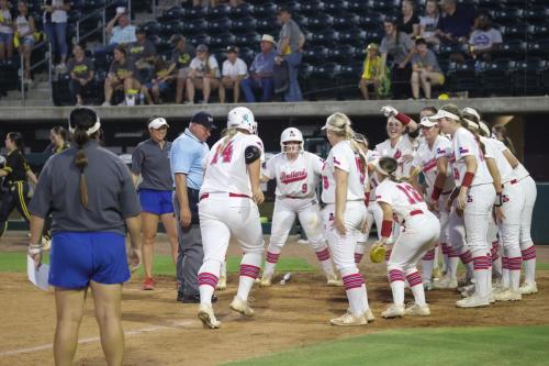 JMB19999a-176-DeNoiseAI-severe-noise-topaz-faceai-denoiseraw