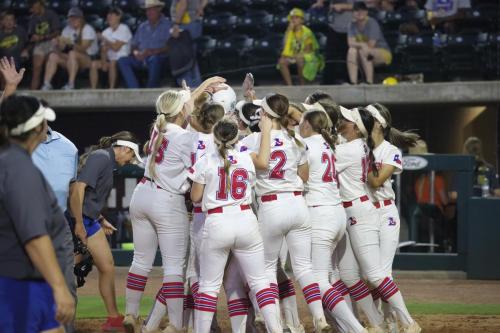 JMB19999a-192-DeNoiseAI-severe-noise-topaz-faceai-denoiseraw