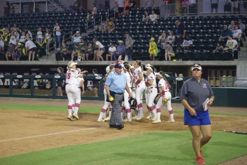 JMB19999a-195-DeNoiseAI-severe-noise-topaz-faceai-denoiseraw