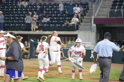 JMB19999a-201-DeNoiseAI-severe-noise-topaz-faceai-denoiseraw