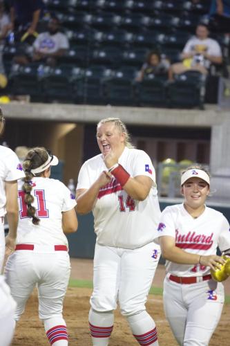 JMB19999a-213-DeNoiseAI-severe-noise-topaz-faceai-sharpen