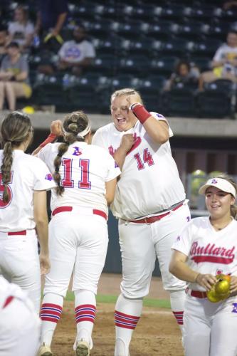 JMB19999a-215-DeNoiseAI-severe-noise-topaz-faceai-denoiseraw