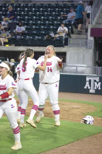 JMB19999a-219-DeNoiseAI-severe-noise-topaz-faceai-denoiseraw