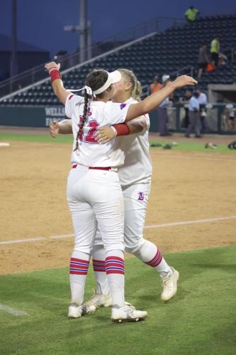 JMB19999a-230-DeNoiseAI-severe-noise-topaz-denoiseraw