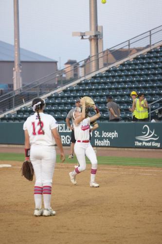 JMB19999a-32-DeNoiseAI-severe-noise-topaz-faceai-sharpen