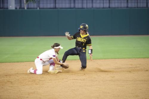 JMB19999a-87-DeNoiseAI-severe-noise-topaz-faceai-denoiseraw