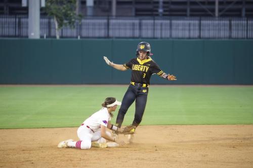 JMB19999a-90-DeNoiseAI-severe-noise-topaz-faceai-denoiseraw