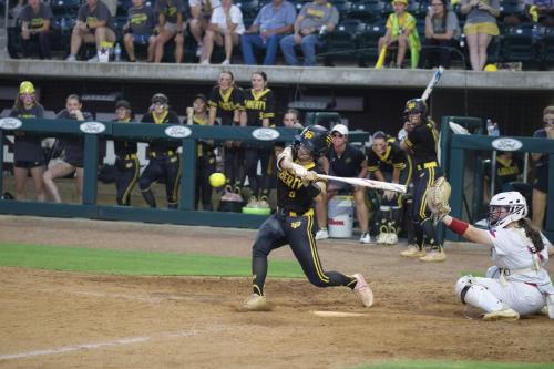 JMB19999a-92-DeNoiseAI-severe-noise-topaz-faceai-denoiseraw